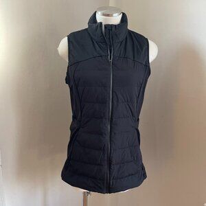 Lululemon Black Lightweight Vest PTP = 17"